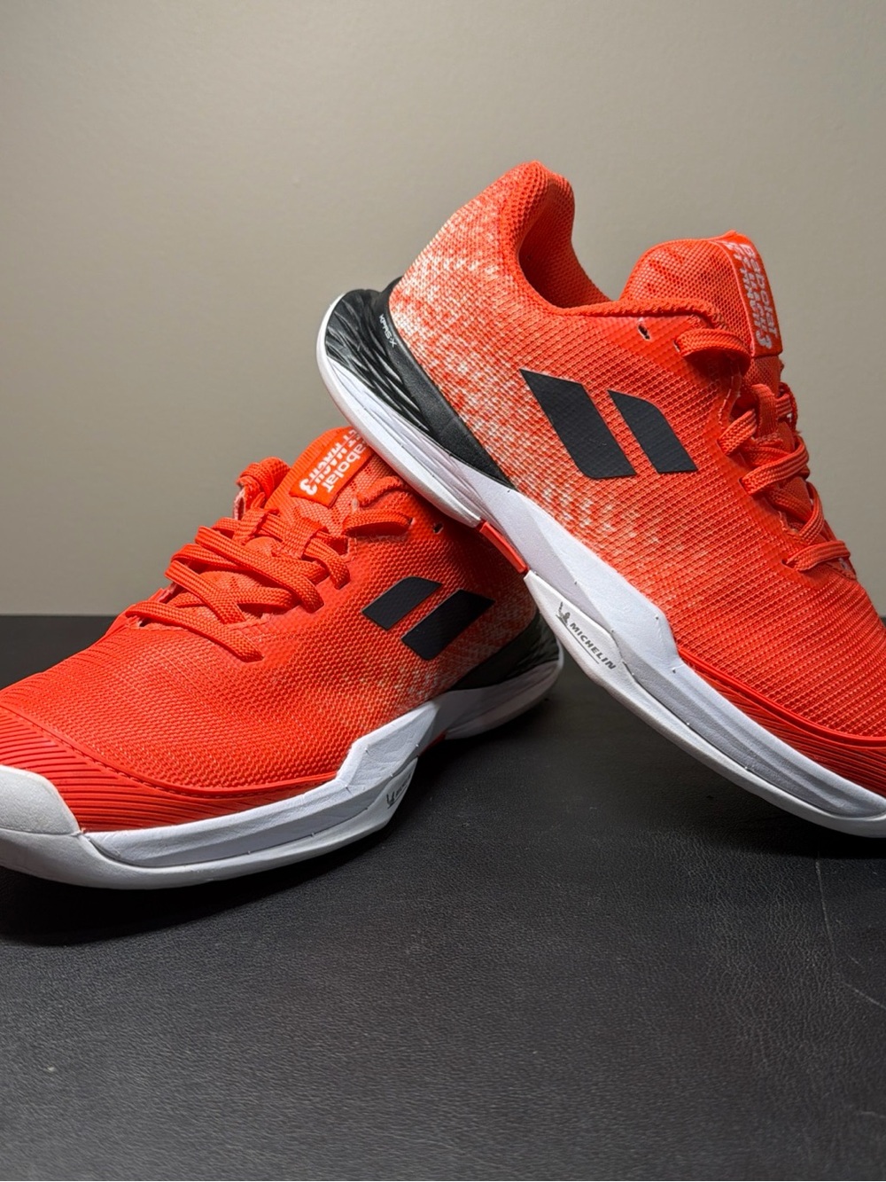 Babolat Jet Mach 3 Kids Bright Orange Athletic Sneakers size 3.5